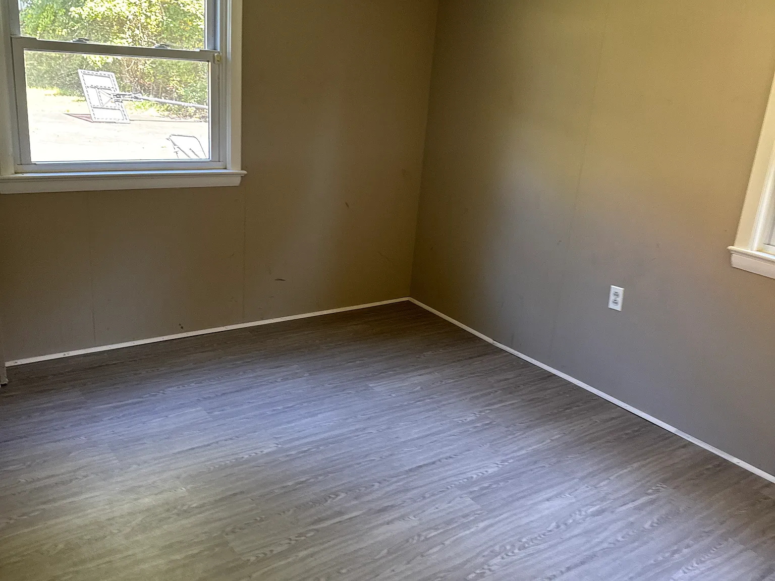 6 bed, 3078 sqft, $3,200 — Photo 3