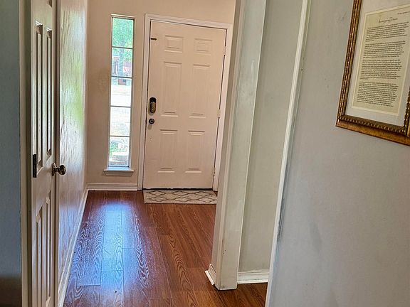 4th image of 502 Park Pl