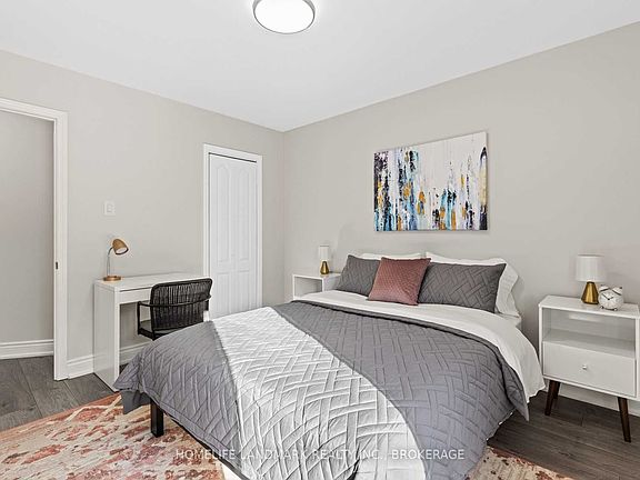 2nd image of 107 Parklea Dr
