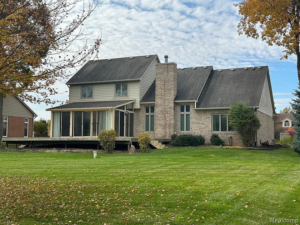 7992 Turnberry Dr, Whitmore Lake, MI 48189 MLS 20230090474 Zillow