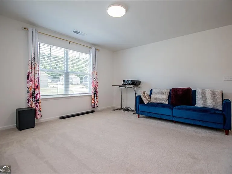 194 Rivulet Dr — Photo 10