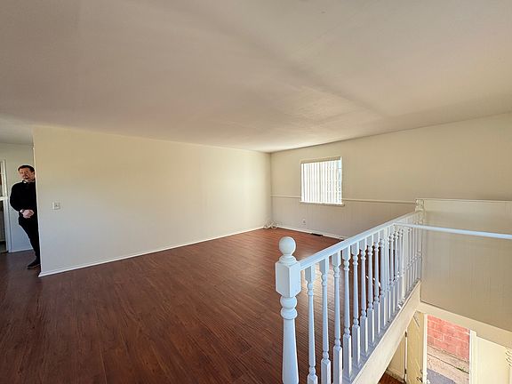 4th image of 9548 Gerald Ave
