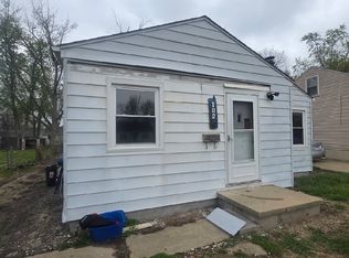 2918 NE Madison Ave, Peoria, IL 61603