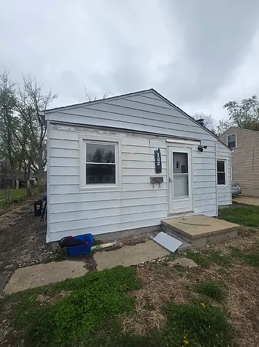 2918 NE Madison Ave Photo 1