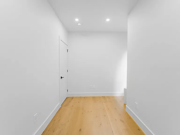 188 6th Ave #5R — Photo 13