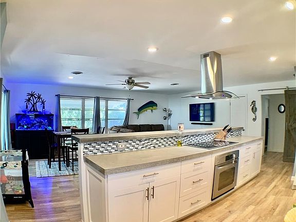 4th image of 3643 NE Sandra Dr