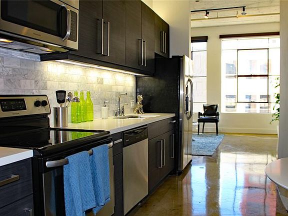 4th image of 217 E 8th St #1652073
