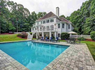 104 Flagstone Ct, Chapel Hill, NC 27517