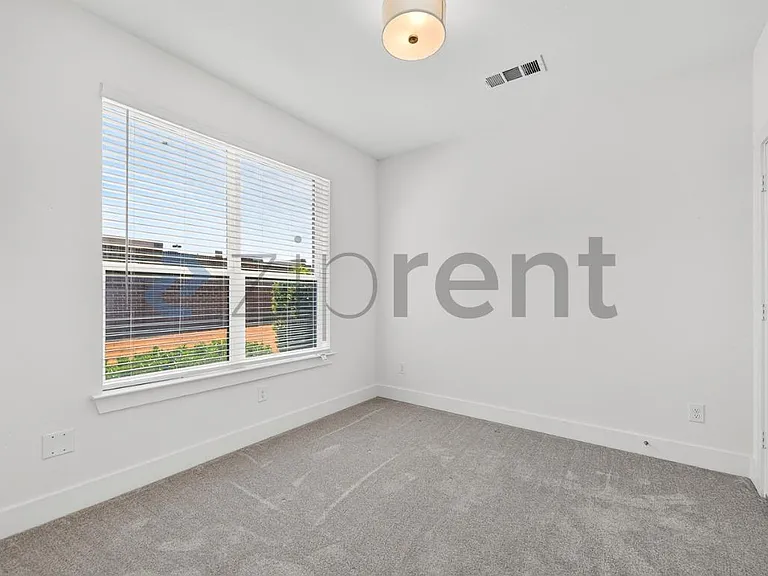 2802 Addison Park Ln — Photo 4
