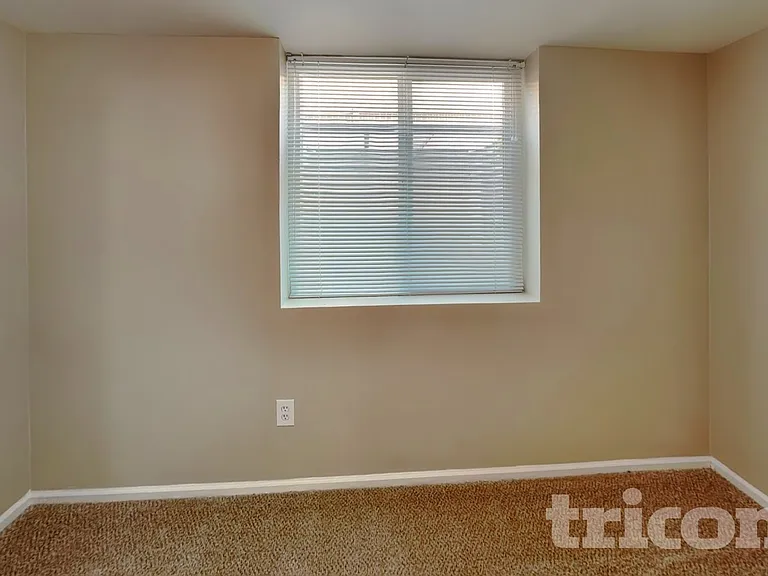 19545 E Iowa Cir — Photo 14