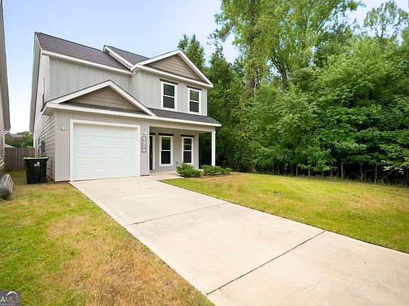 2nd image of 110 Leisure Pointe Cv