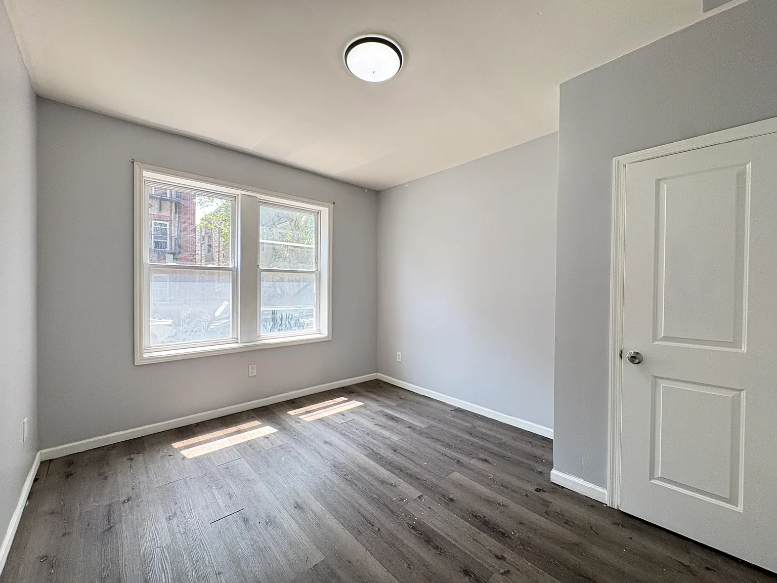 1 bed, 650 sqft, $1,750 — Photo 3