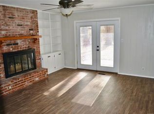 3205 Wayside Dr, Bartlesville, OK 74006