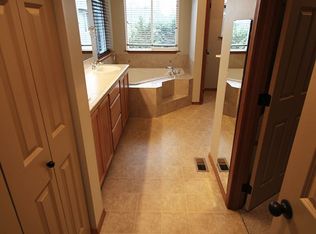 22 211th St SW, Bothell, WA 98021