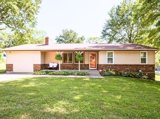 313 NW 61st St, Kansas City, MO 64118