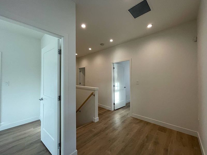 Richmond Townhouse for rent - 3 Bedrooms — photo 19