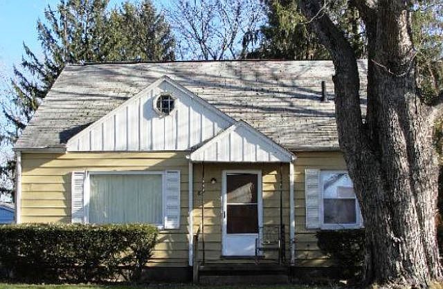 1st image of 817 Shoshone Ave