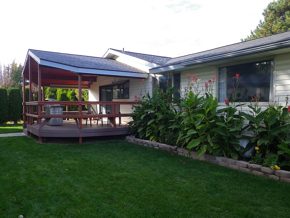 2nd image of 1505 W 38th Pl