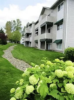 Winterhill Apartments — Photo 22