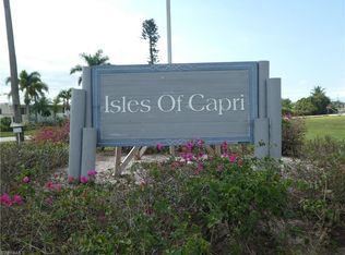 406 Grenada Ave, Naples, FL 34113