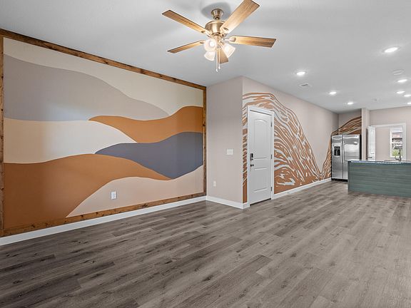 4th image of 3010 N Vineyards Terrace #3 BLDG 39