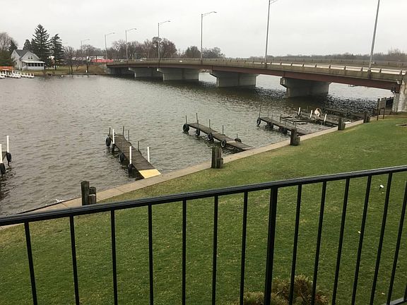 Fox River View