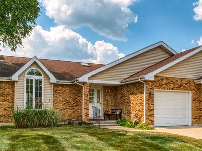 10198 Olcott Ave, Saint John, IN, 46373
