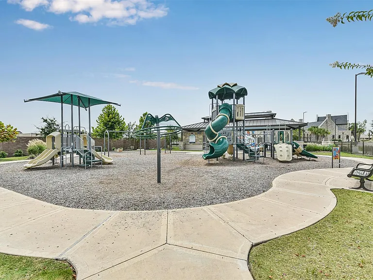 15775 Cairnwell Bend Dr — Photo 10