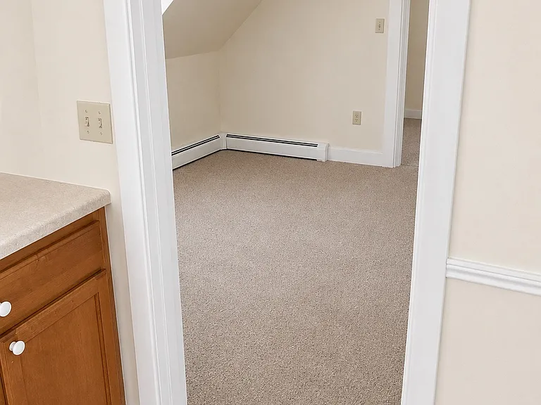 10 Barrows St #3 — Photo 4