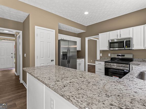 4th image of 1869 Riverlanding Cir