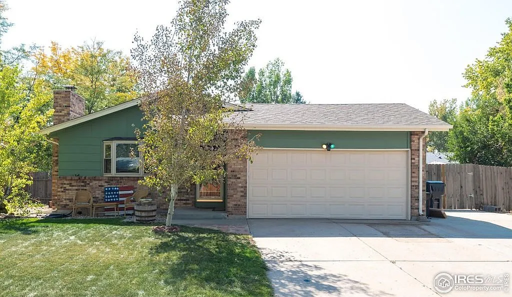4 bed, 2154 sqft, $2,595 — Photo 1