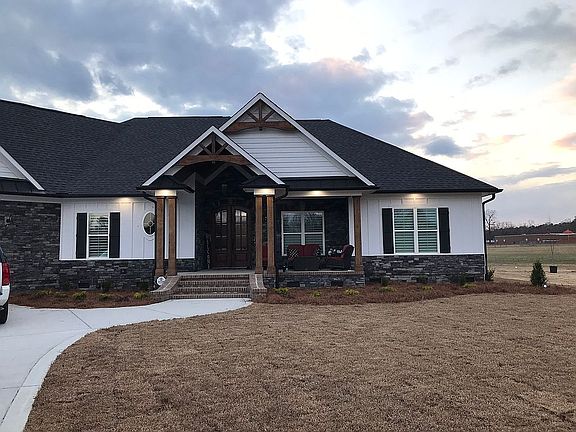 3rd image of 5756 Edge Farm Dr