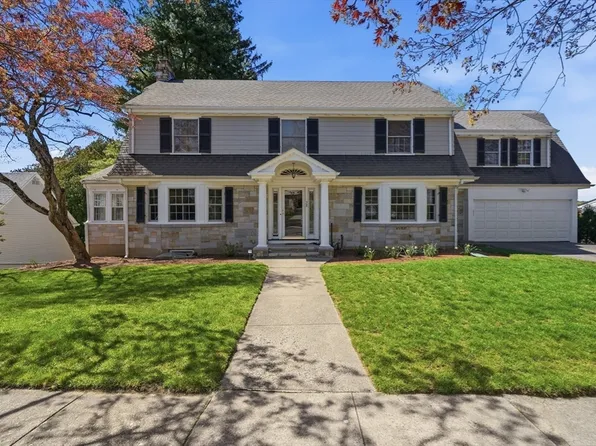 28 Homer Rd, Belmont, MA 02478