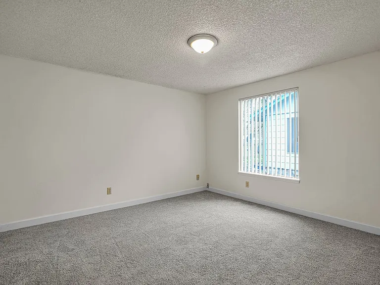 #270 WINDSOR ISLAND ESTATES — Photo 40