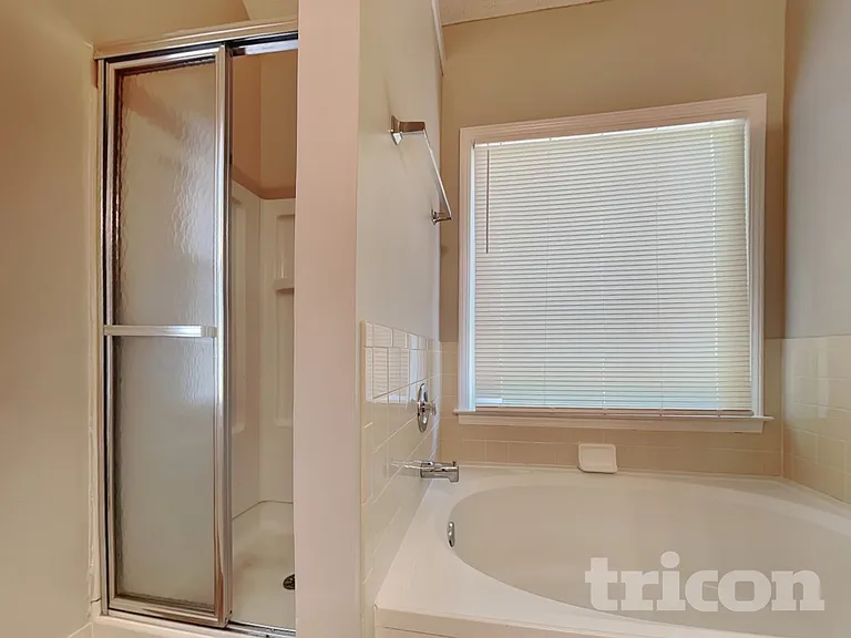 40 Fair Ridge Ct — Photo 11