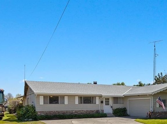3rd image of 2122 Larkin Road