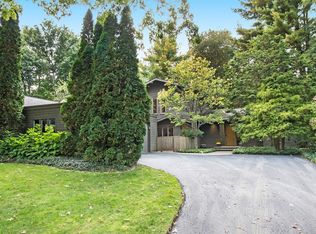 920 Aberdeen Dr, Ann Arbor, MI 48104