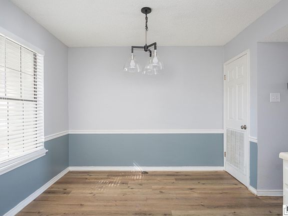 5th image of 205 Westchase Dr