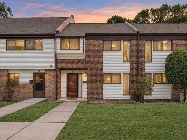 125 Windsor Pines Way APT E, Newport News, VA 23608