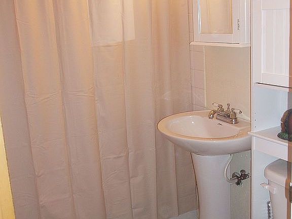3rd image of 3021 W Eloika Ave