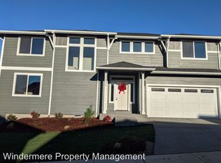 1036 Banyan Rd, Bremerton, WA 98310