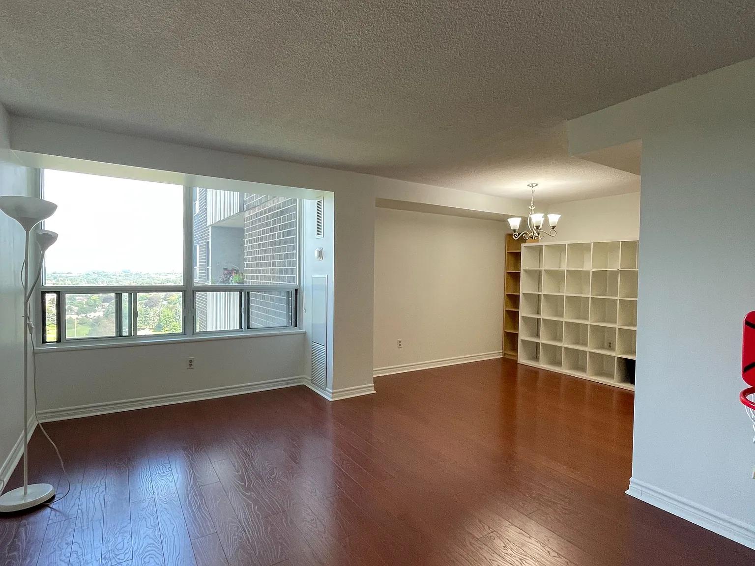 2 bed, $2,550 — Photo 1