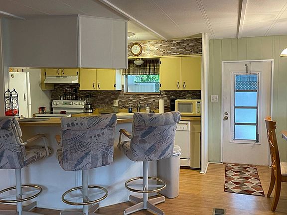 5th image of 5435 Marshfield Dr