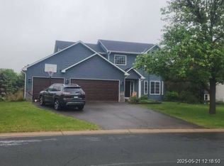 2422 Mathias Rd, Shakopee, MN 55379