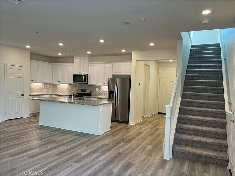 4307 S Malibu Ave — Photo 12