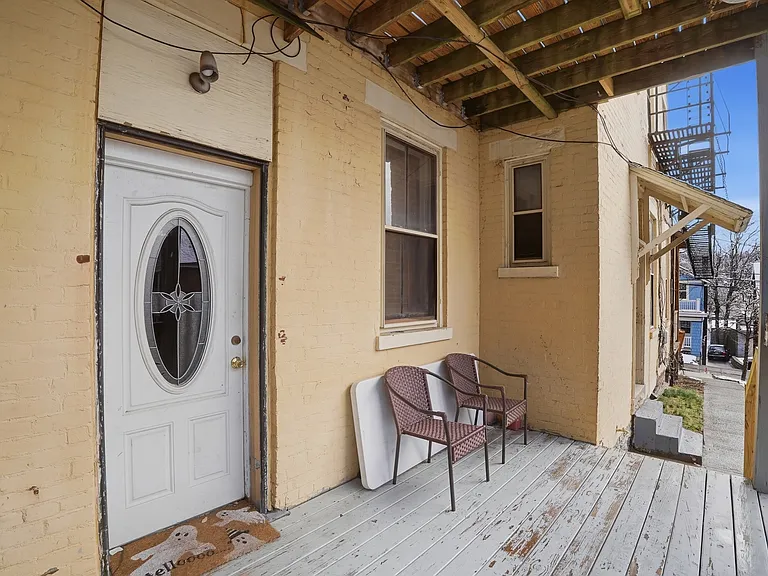 2227 Wheeler St #1 — Photo 8