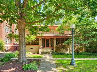 806 W Park Ave, Champaign, IL 61820