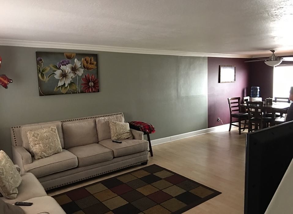 1st image of 7035 Woodley Ave Unit 125