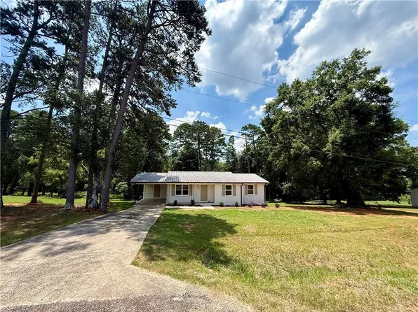 371 Church St, Pendergrass, GA 30567