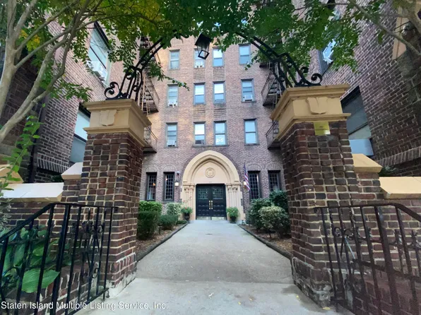 215 Hart Blvd APT 5F, Staten Island, NY 10301